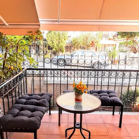 Διαμέρισμα Anna's Hospitality