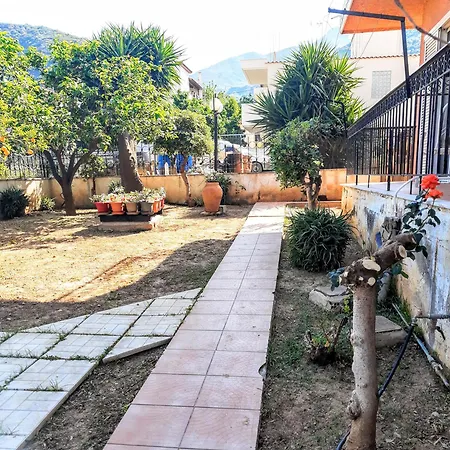 Διαμέρισμα Anna's Hospitality *