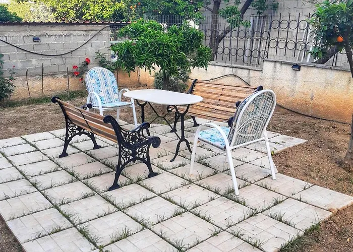 Anna's Hospitality Rizomilos